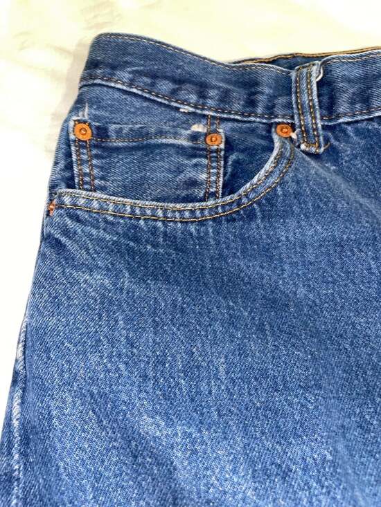 Levi's - Picture 3 of 11